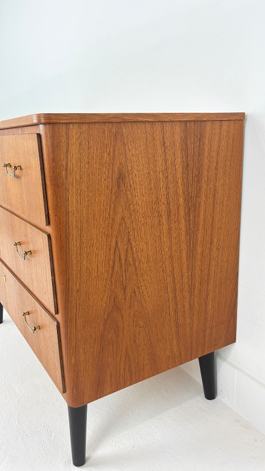 Scandinavisch Vintage Teak Fineren Ladekast Hafjell image 9
