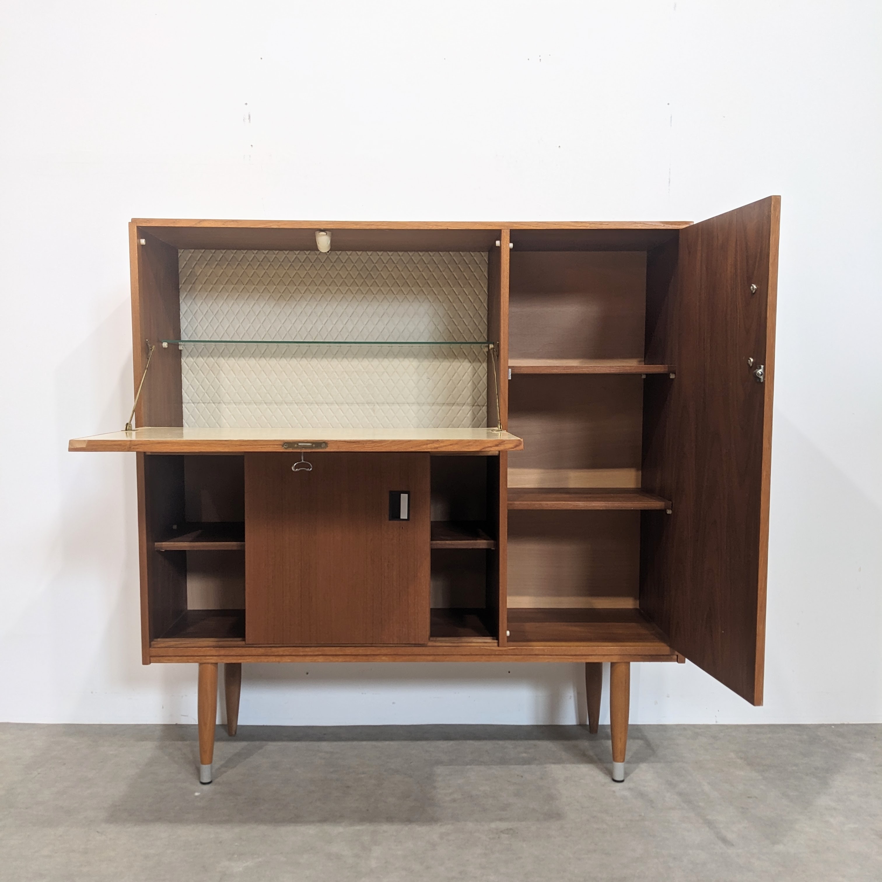 Vintage Secretary / Bar image 9