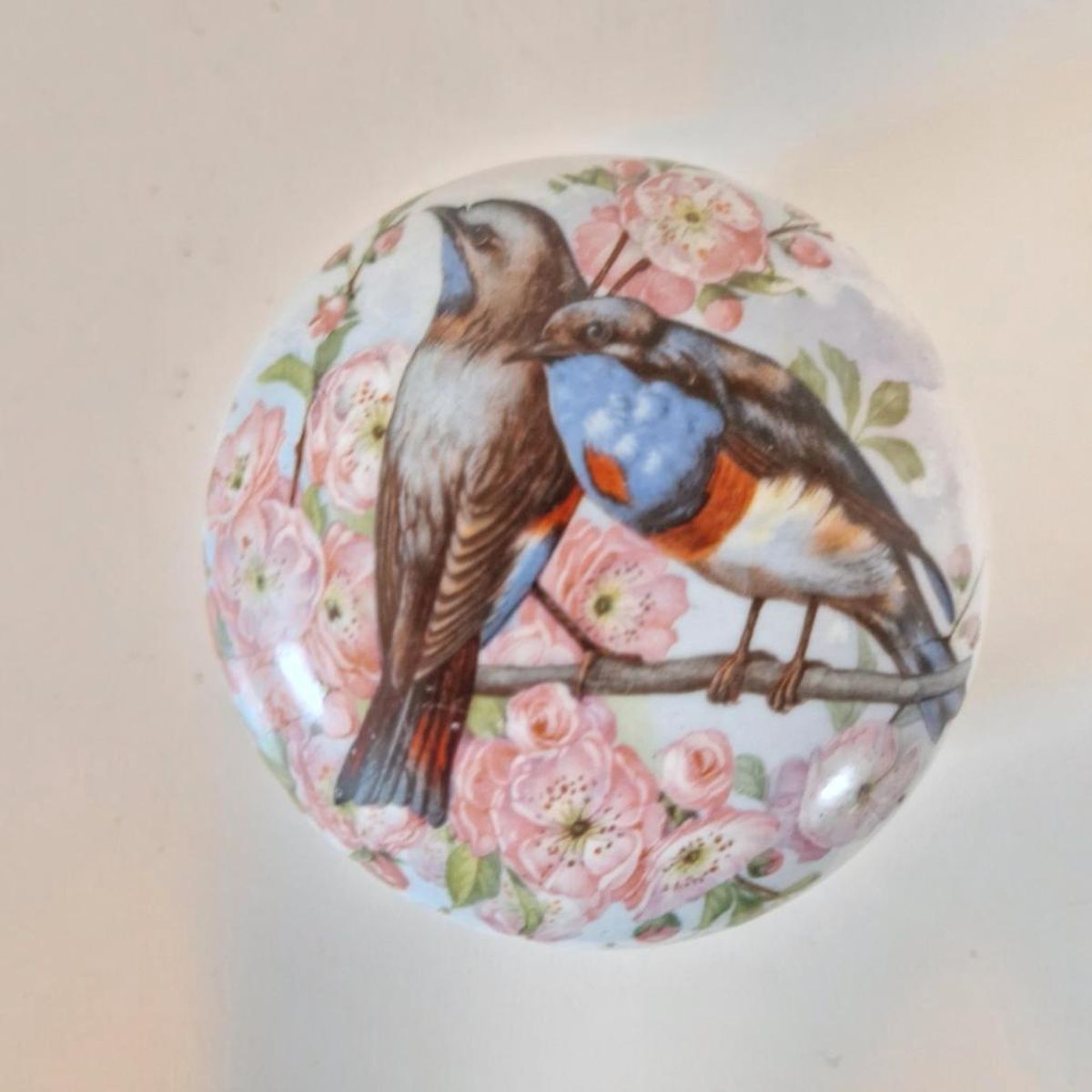 Vintage Porselein Dekseldoosje Met Vogels image 3