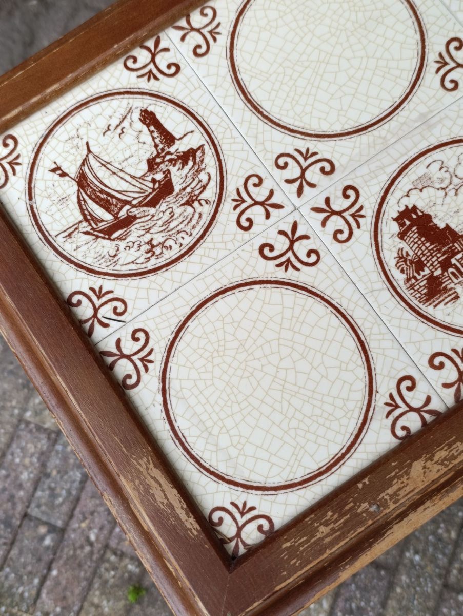 Charmant Frans Vintage Bijzettafeltje Lectuurbak Met Wieltjes En Tegels image 10