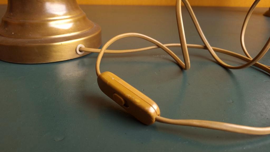 Grote Vintage Messing Lamp Met Ecru Kleurige Kap Schemerlamp image 7