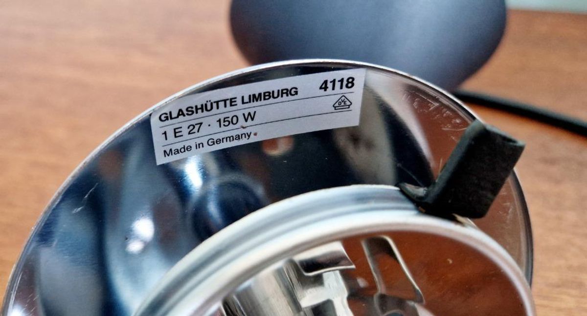 Grote Suspensie In Wit Gesatineerd Opaalglas, Limburg, 1970 image 12