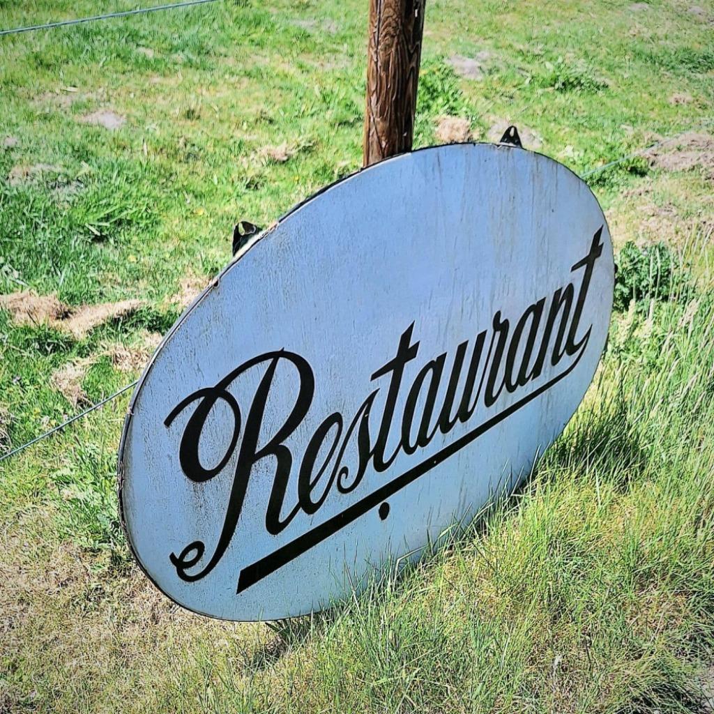 Stoer En Groot Emaille Bord Restaurant🍽 image 2