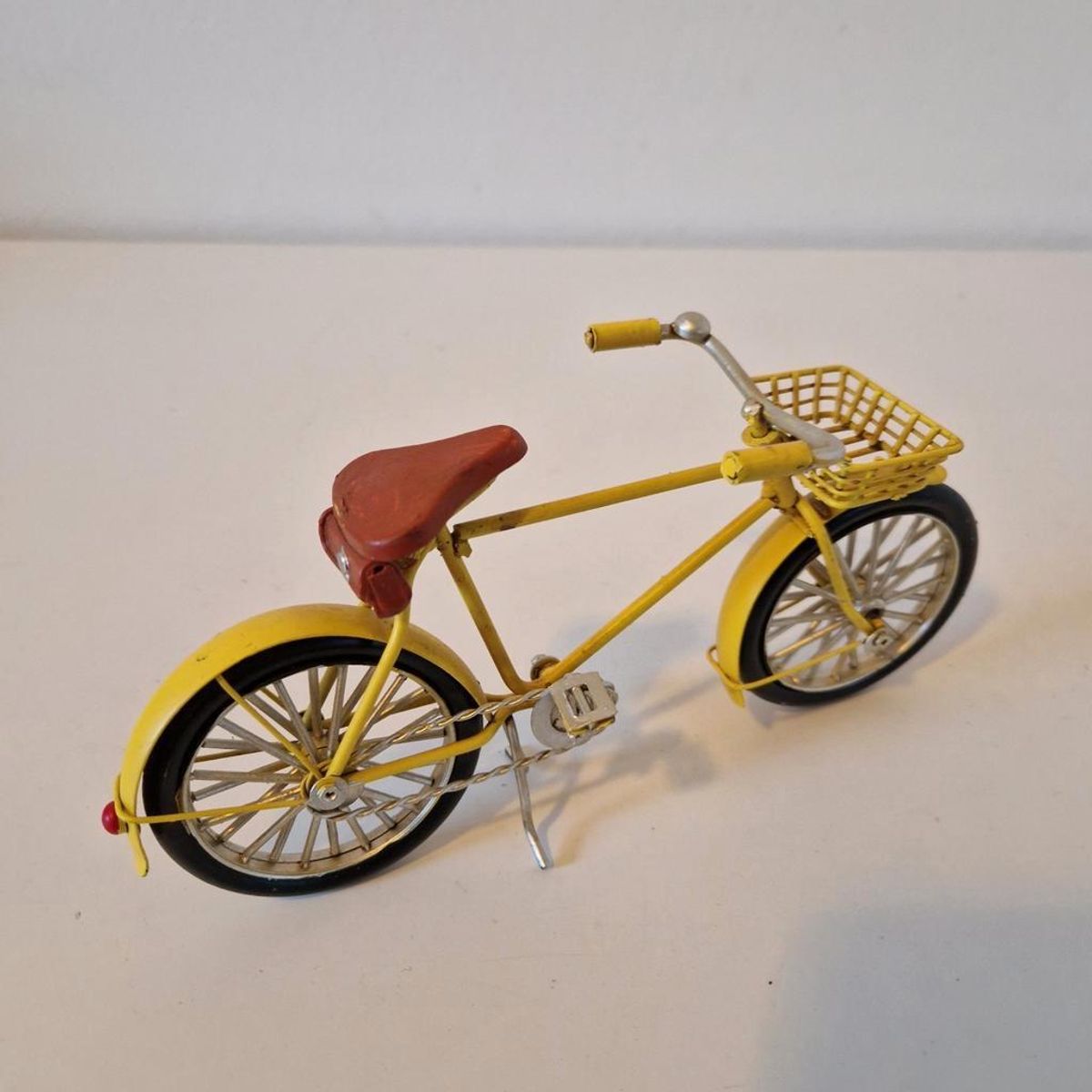 Miniatuur Fiets Beeldje Gele Fiets image 6