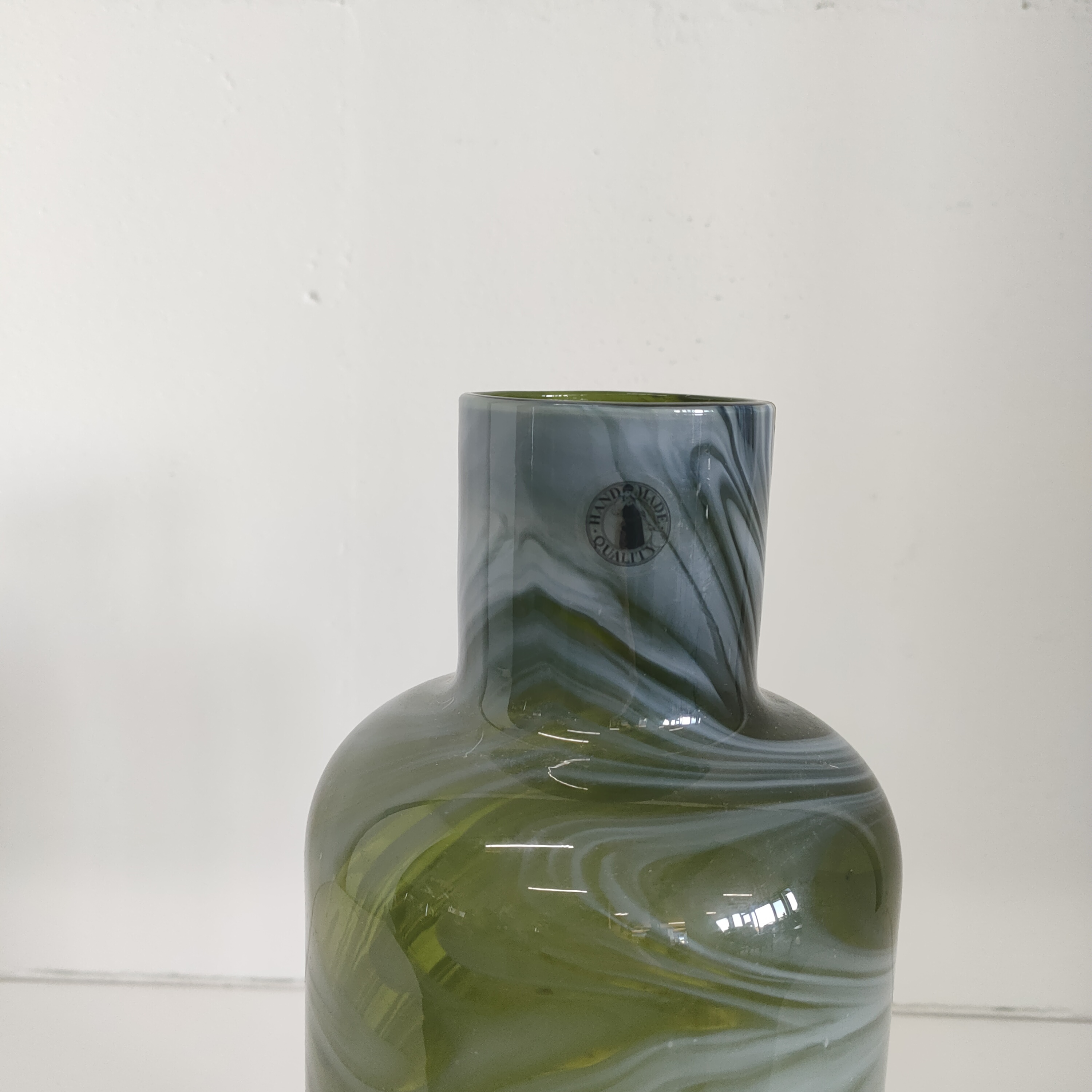 Swirlvaas Groen Wit Iina Vuorivirta Finland image 5