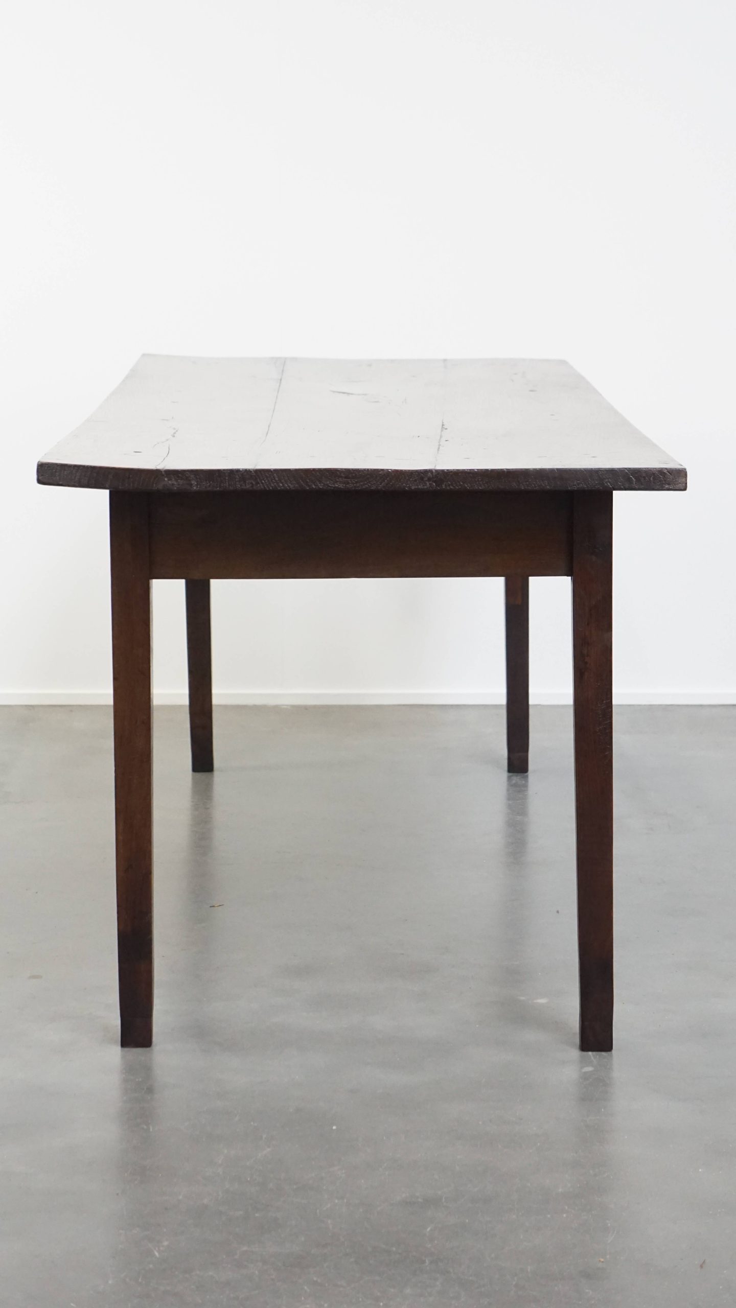 Tijdloze Antieke Vroeg 19e Eeuwse Engelse 6 Persoons Eettafel Met Een Prachtig Blad Van Notenhout image 5