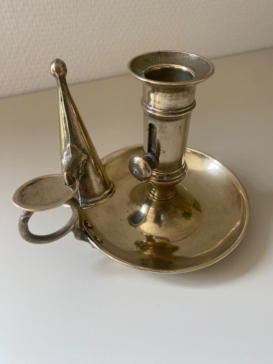 Antieke Kandelaar In Massief Koper image 7