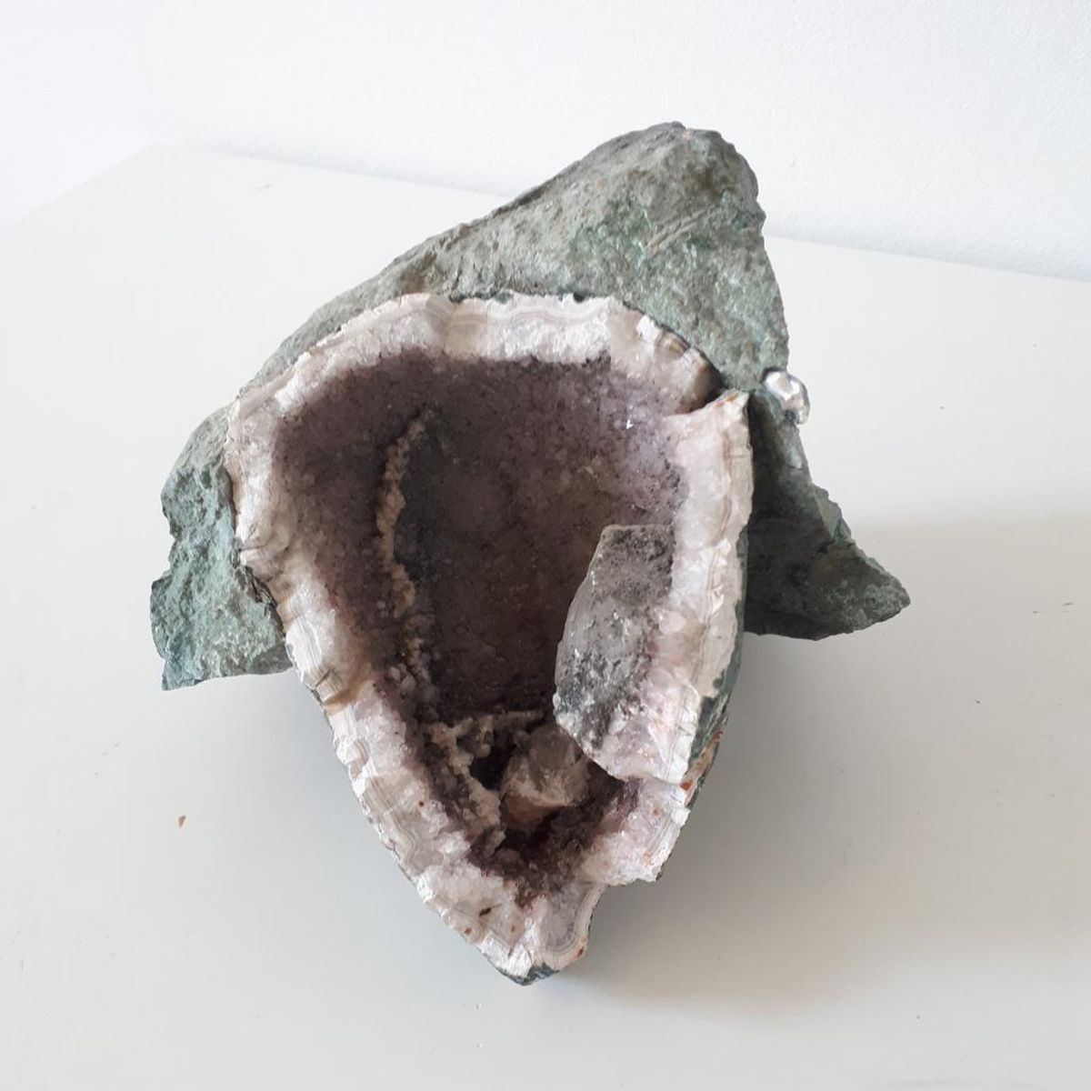 Geode? Steen Met Kristallen Uit Duitsland image 5