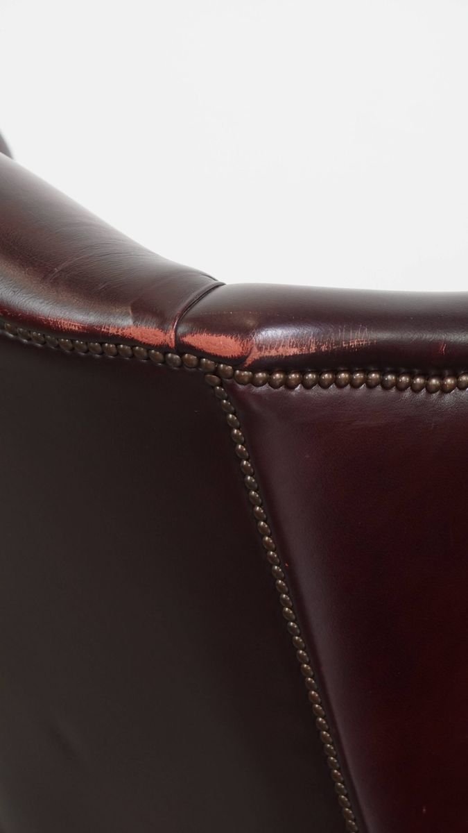 Set Van 2 Mooie En Comfortabele Bordeauxrode Rundleren Oorfauteuils In Engelse Stijl image 17