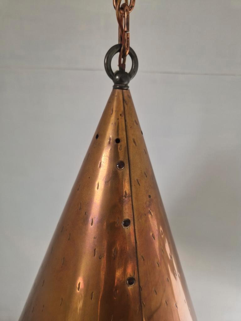 E.s. Horn Aalestrup Koperen Gehamerde Cone Lamp. Vintage image 4