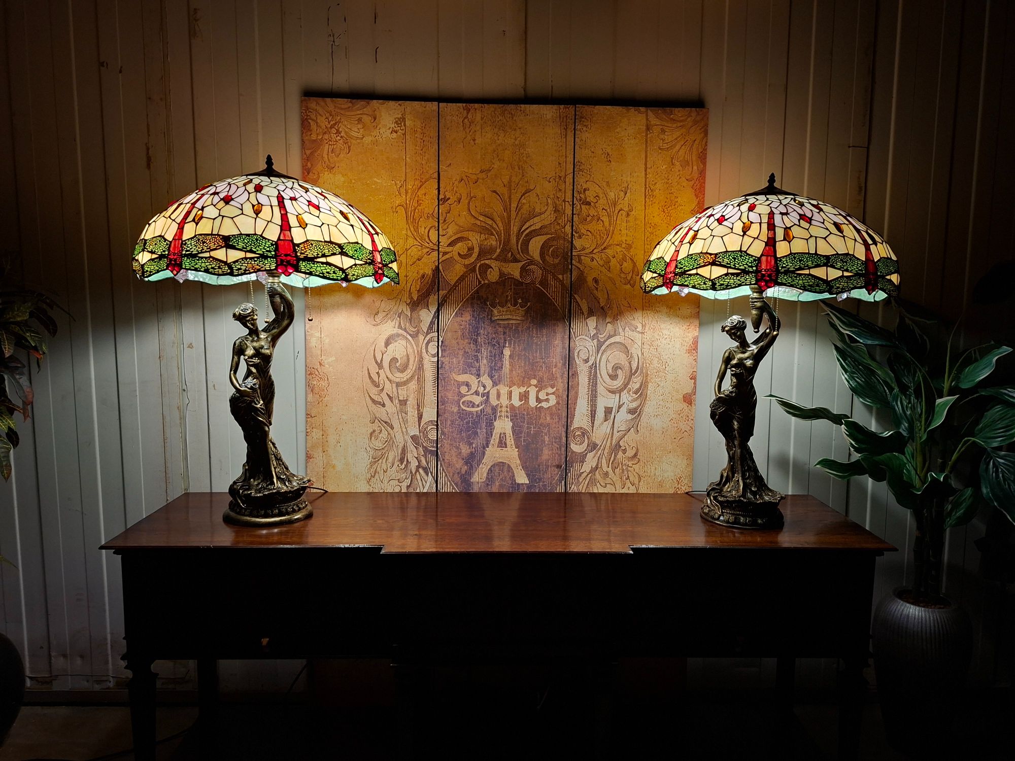 Klassieke Handgemaakte Tafellampen Met Sierlijke Lampenvoet Dragonfly image 4