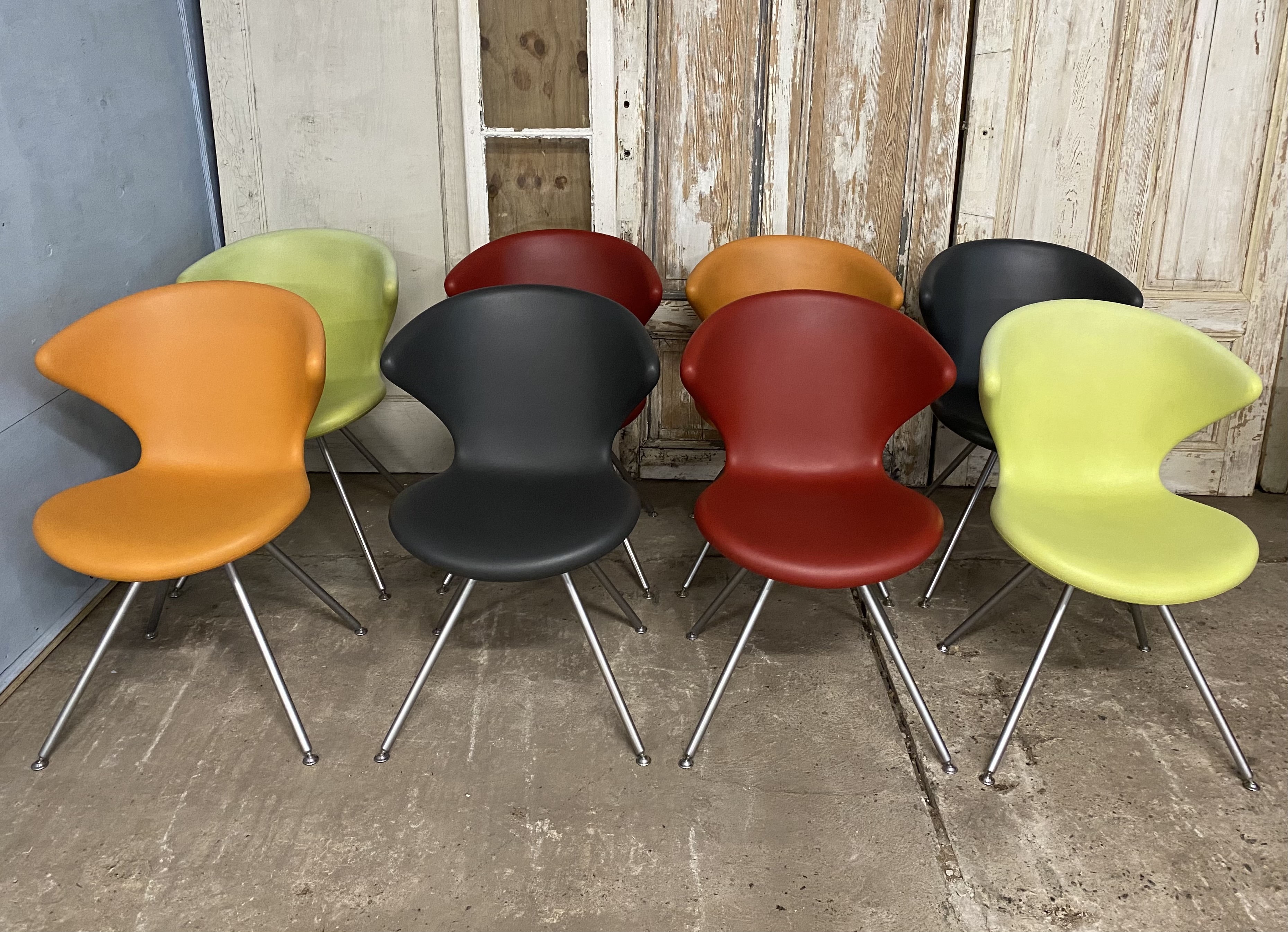 Tonon Stoelen (8x). Design Martin Ballendat. Mix&match image 3