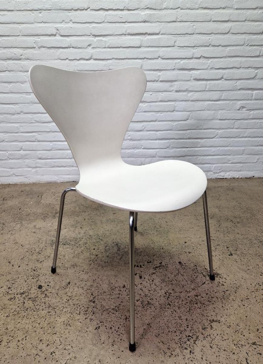 Arne Jacobsen Voor Fritz Hansen Vlinderstoel 1969 image 8