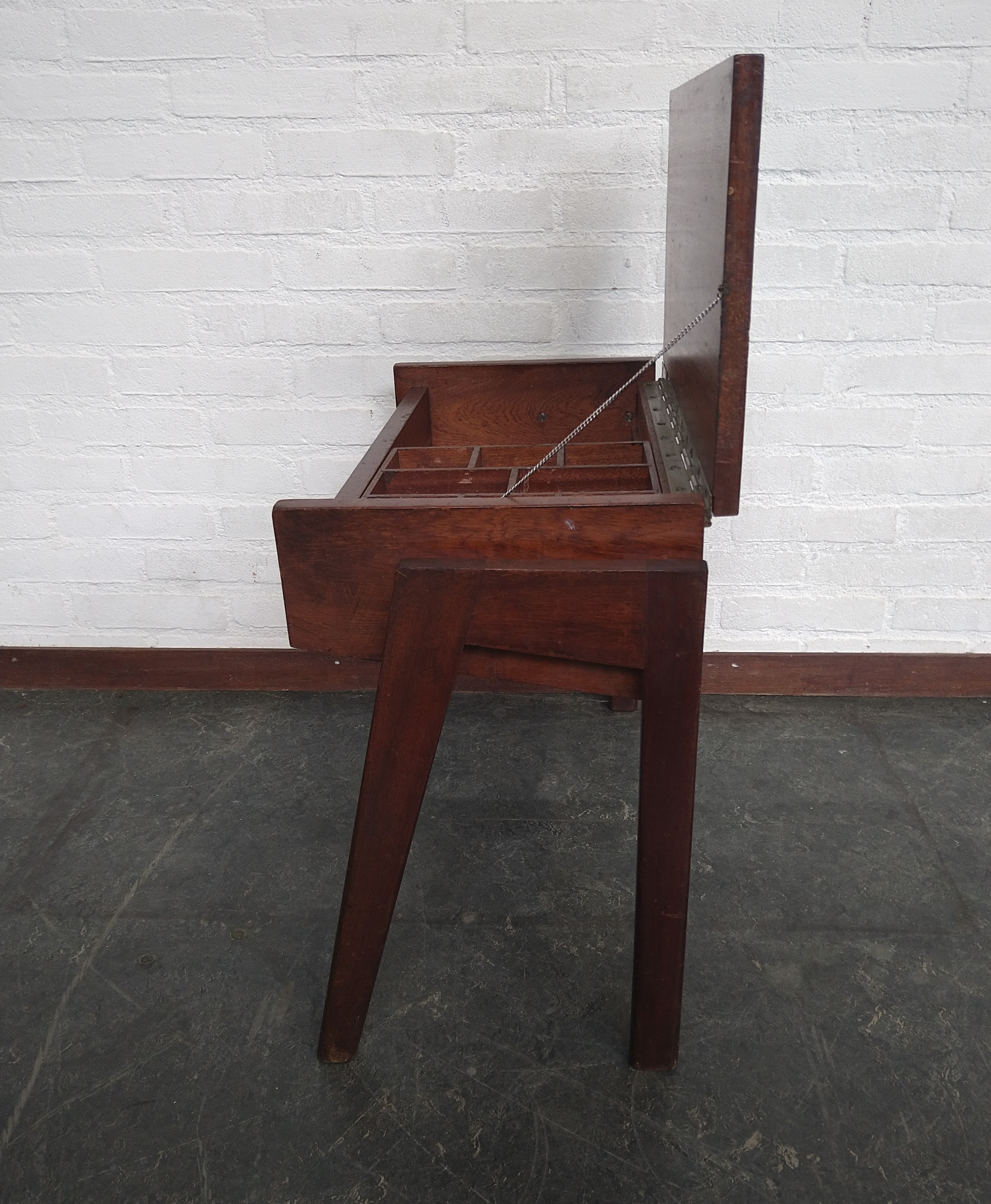 Design Naaibox/bijzettafeltje Scandinavisch Teakhout image 6