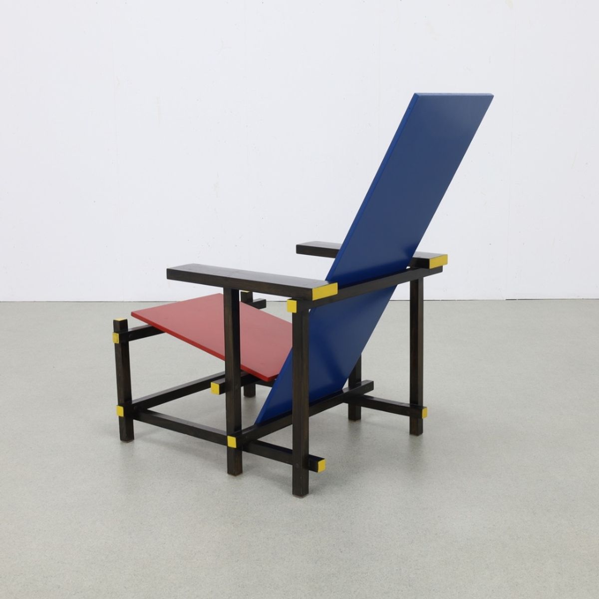 Dutch Bauhaus Lounge Chair In The Style Of Gerrit Rietveld image 5