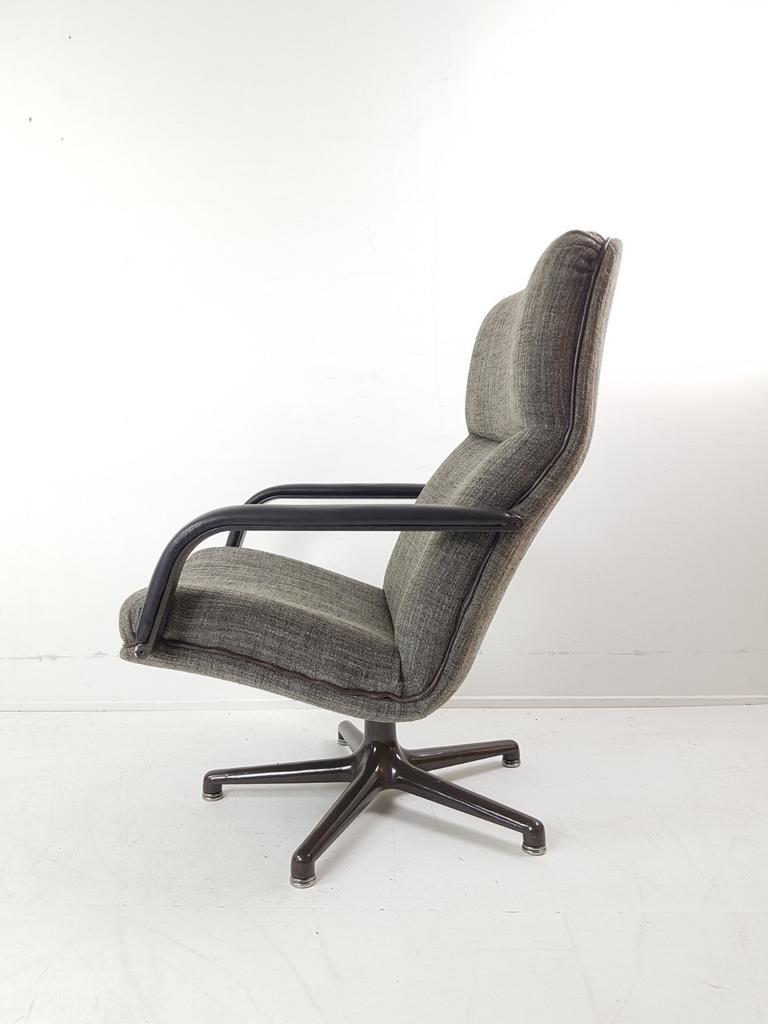 Artifort Draaifauteuil Grijs Bruin F154 Vintage Bureaustoel image 4