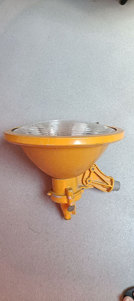 Vintage Vliegbaan Lamp Geel image 2