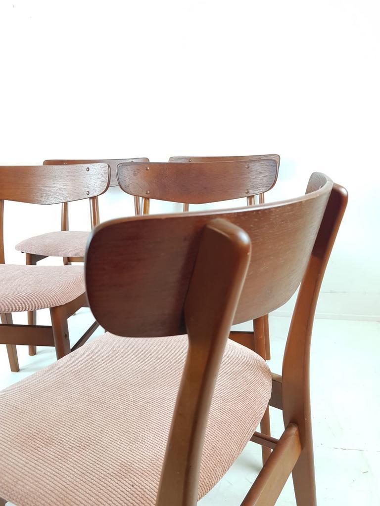 6 Deense Eettafel Stoelen Farstrup Nieuw Gestoffeerd Roze image 9