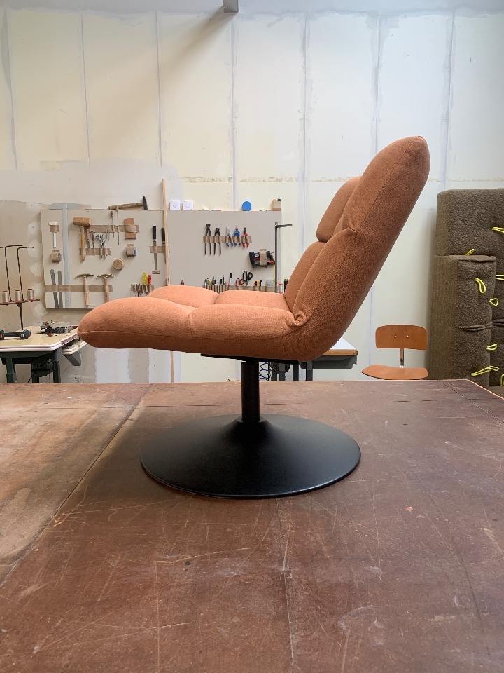 DUTCHBONE Fauteuil In Perzikoranje – Opnieuw Bekleed image 4
