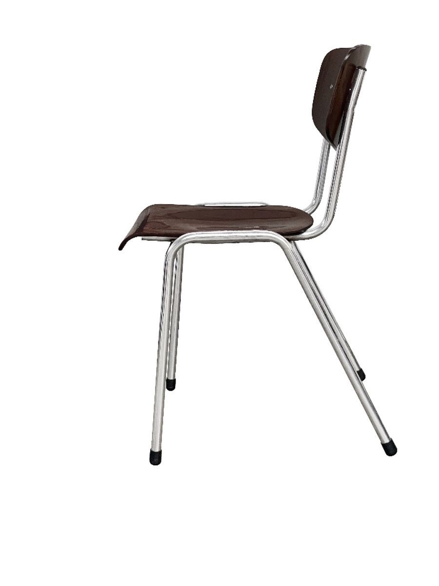 Vintage Stapelbare Stoelen Met Plywood Zitting image 2