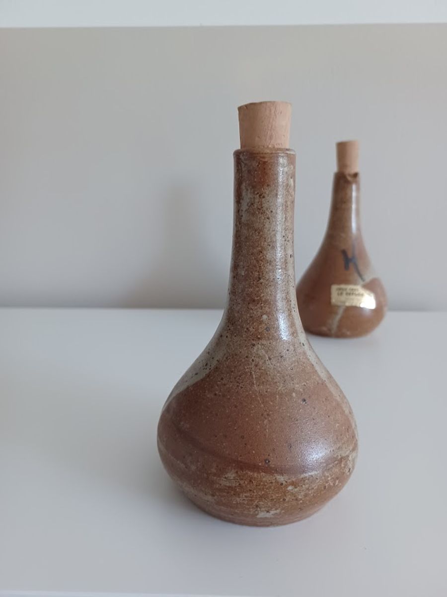 Set Van Twee Vintage Olie- En Azijnkruikjes, Handgemaakt. Keramiek. Mid-century. image 2