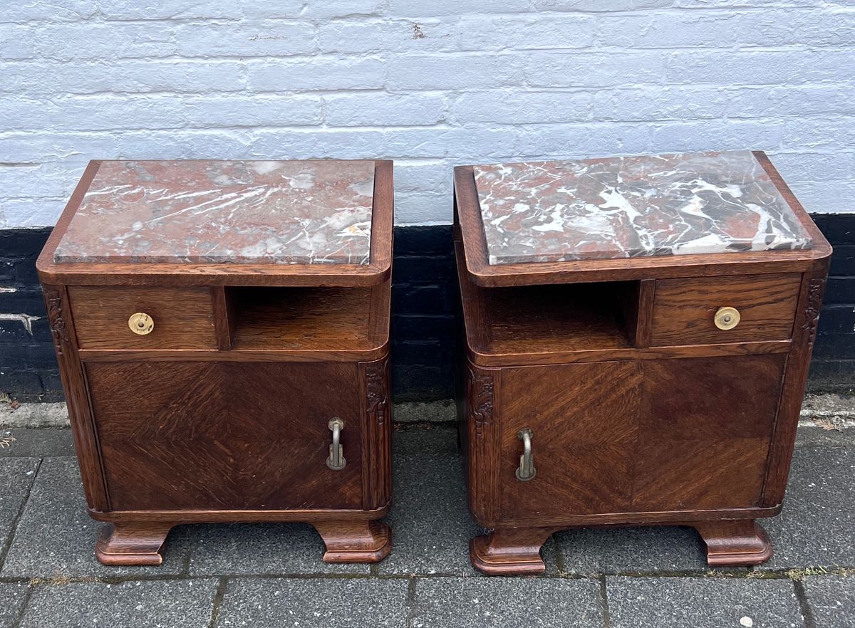 Art Deco Set Nachtkastjes Met Rood / Grijs Geaderd Marmer Blad, 55 Cm Hoog image 2