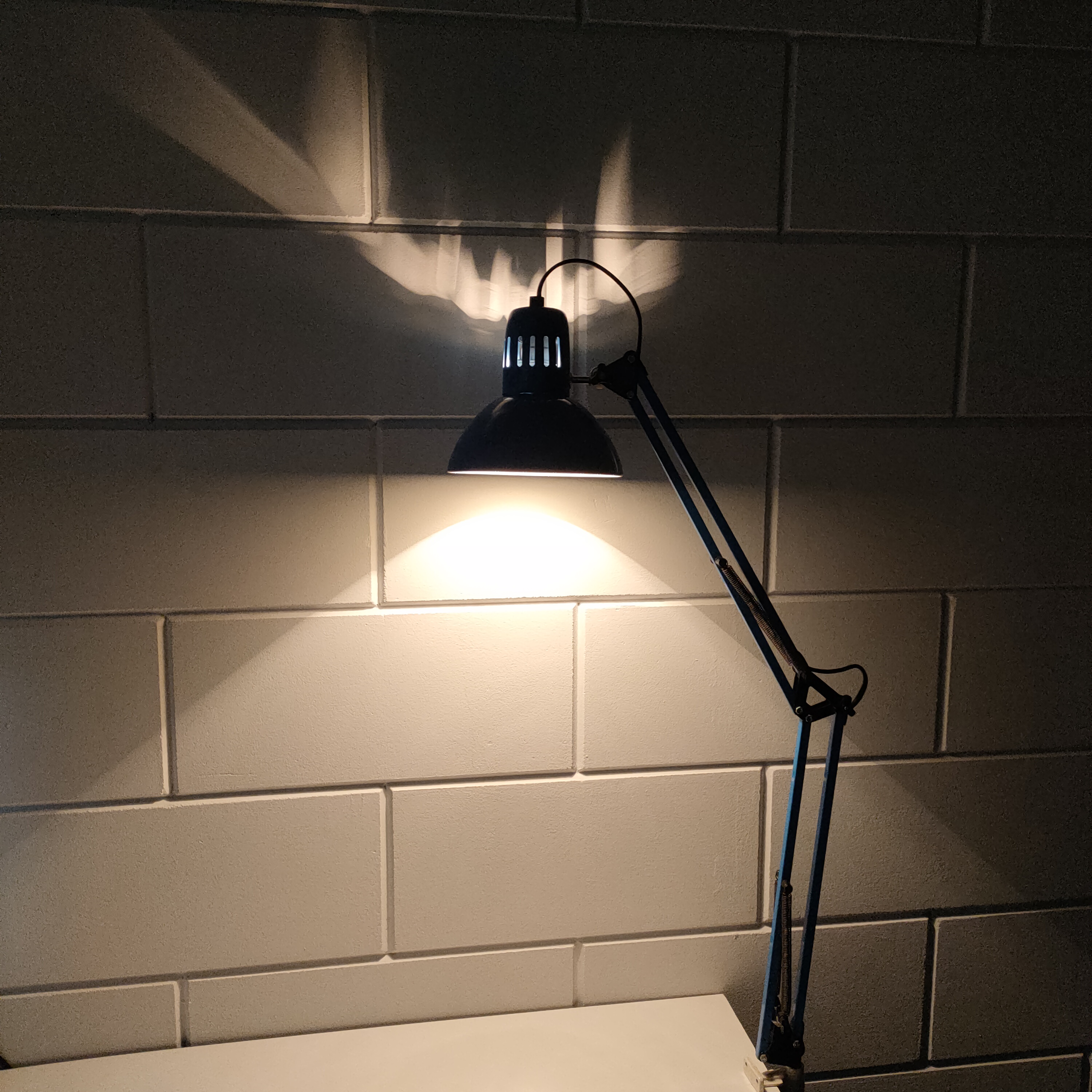 Retro Blauwe Schaarlamp Uit De Jaren 90 image 4