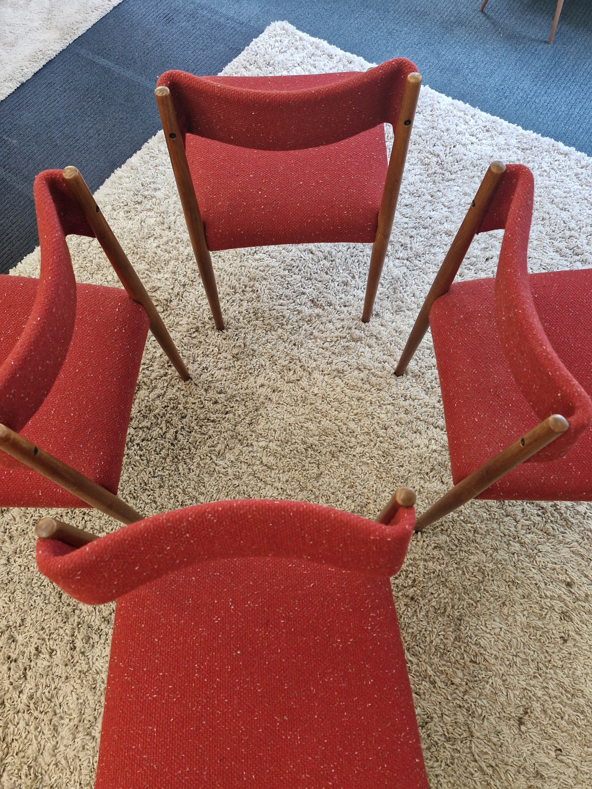 Set Van Vier Bovenkamp Bender Madsen Eetkamerstoelen image 8