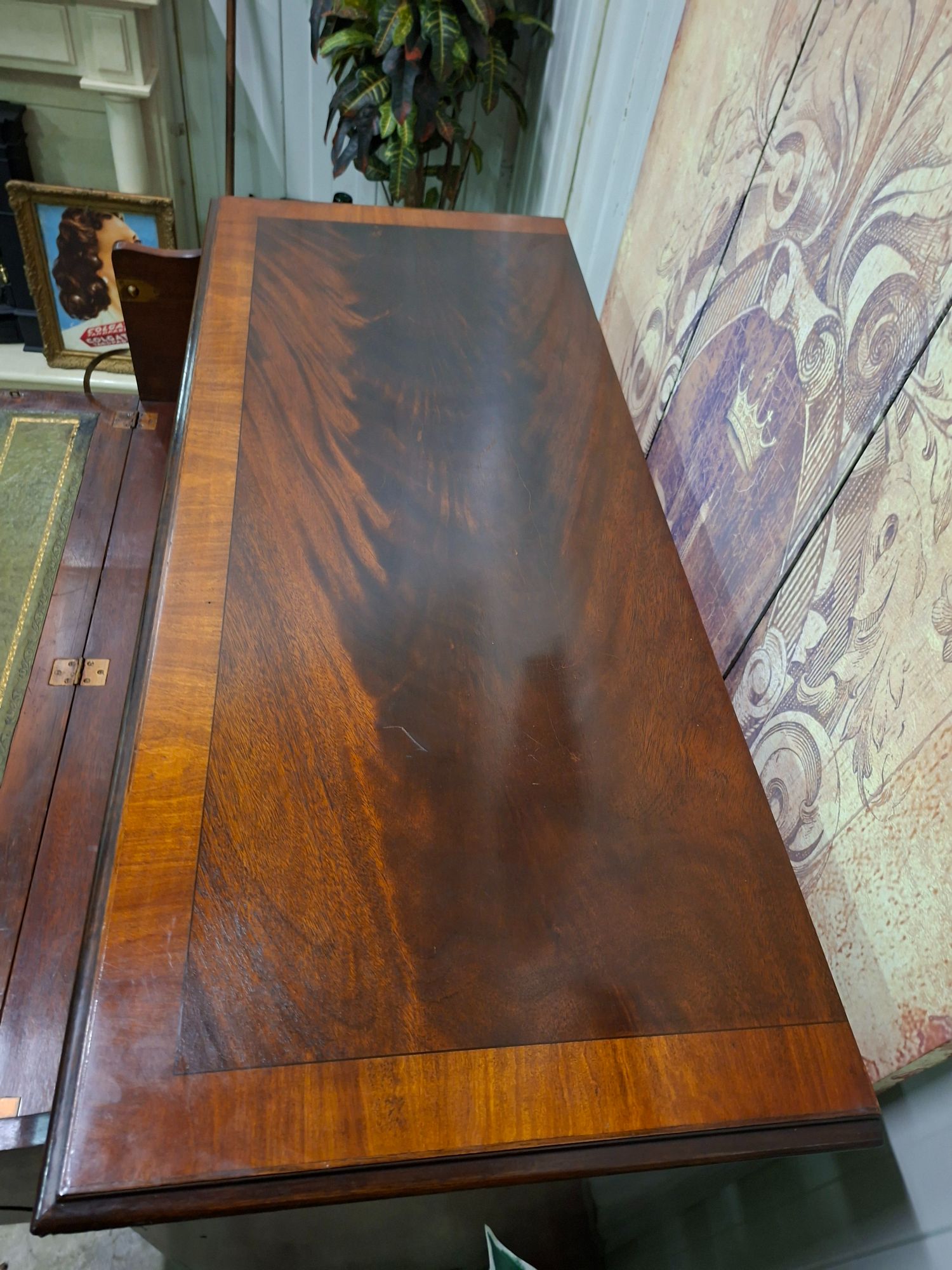 Antieke Engelse Ladenkast, Commode, Achter De Bovenste Lade Zit Een Schrijfgedeelte Ca. 1860 Afm. 120x49 En 115cm Hoog. image 8