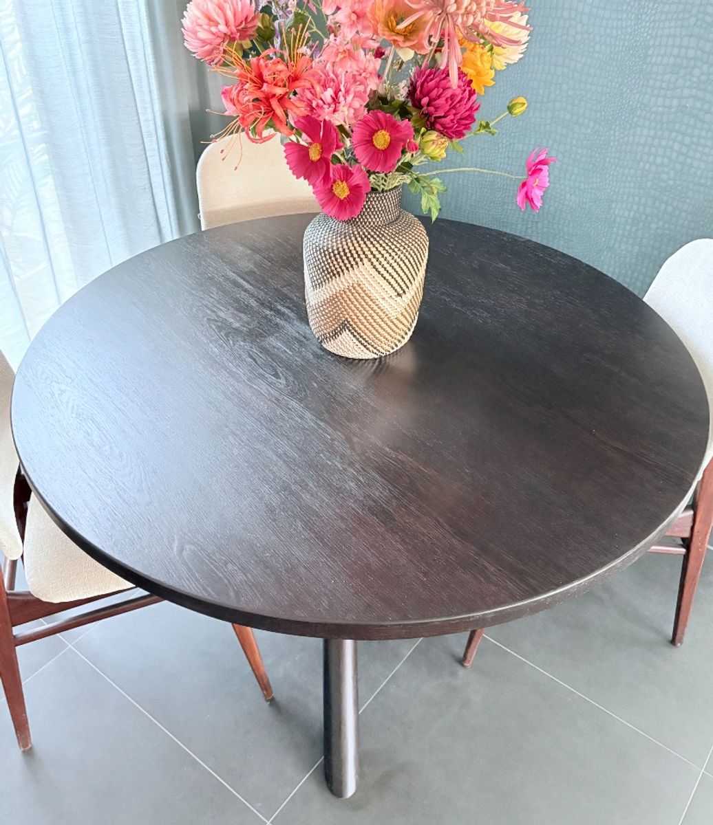 Crossed Leg Dining Table - Martin Visser - Spectrum image 6