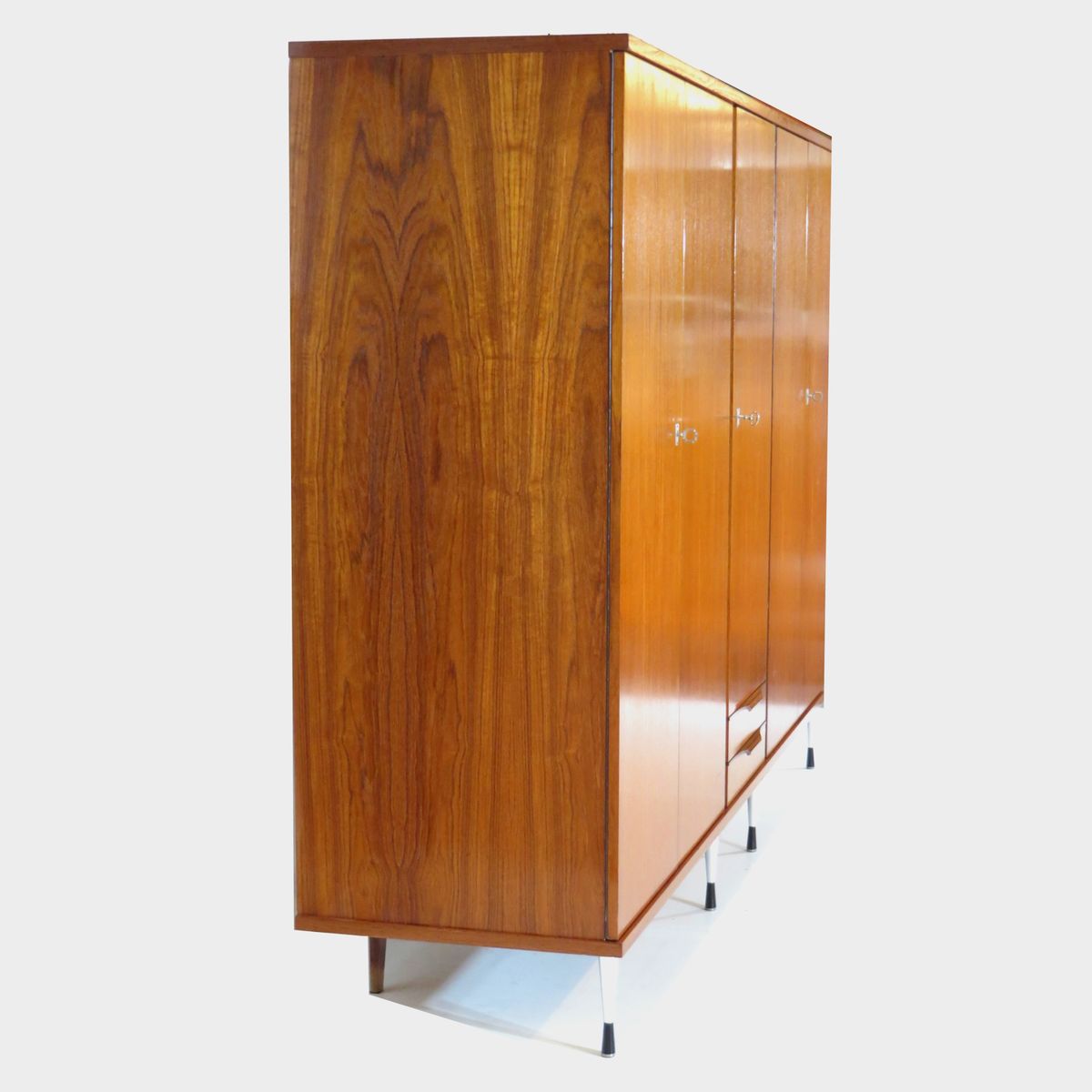 Grote Vintage 5-deurs Teak Kledingkast Italiaanse Stijl Jaren 60 image 5