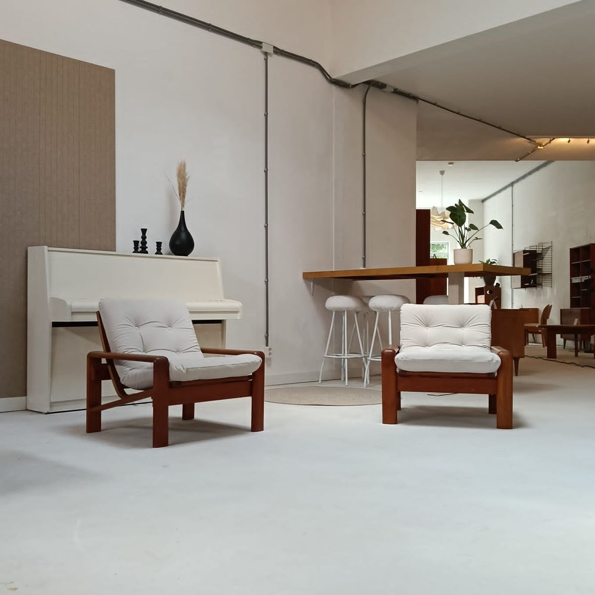 Mid Century Fauteuils image 13