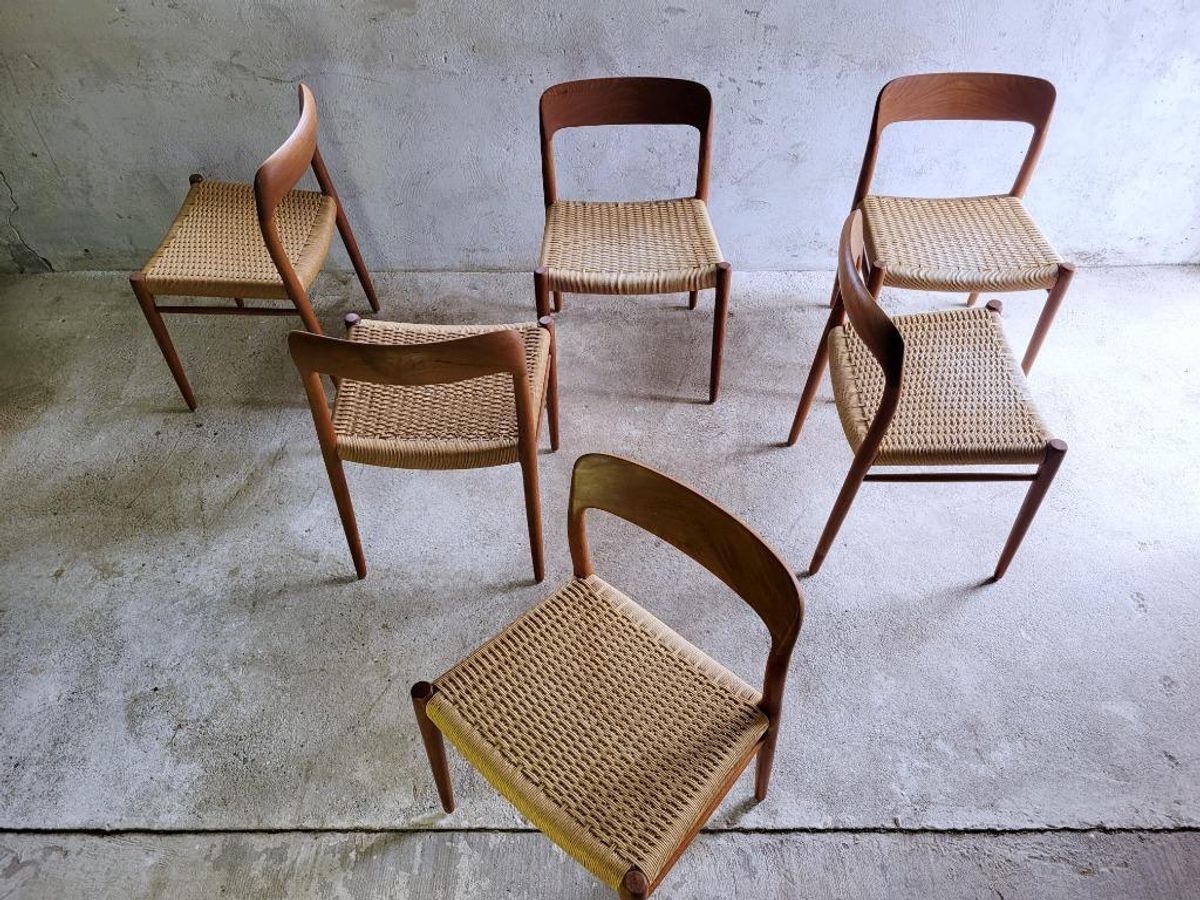 Set Van Zes Model 75 Stoelen In Teak Van N.o. Moller image 3