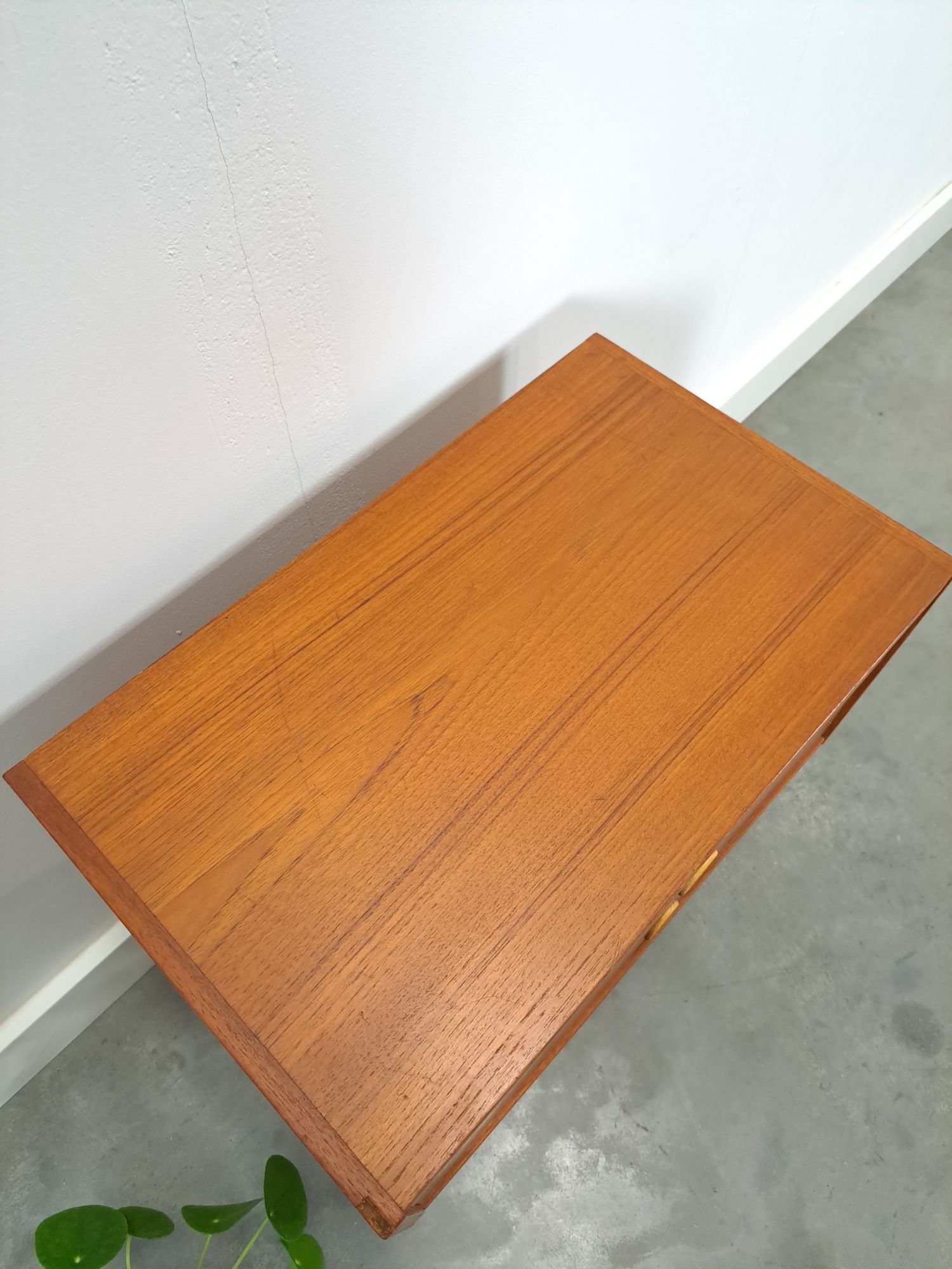 Klein Teak Ladekastje Uit Zweden image 11