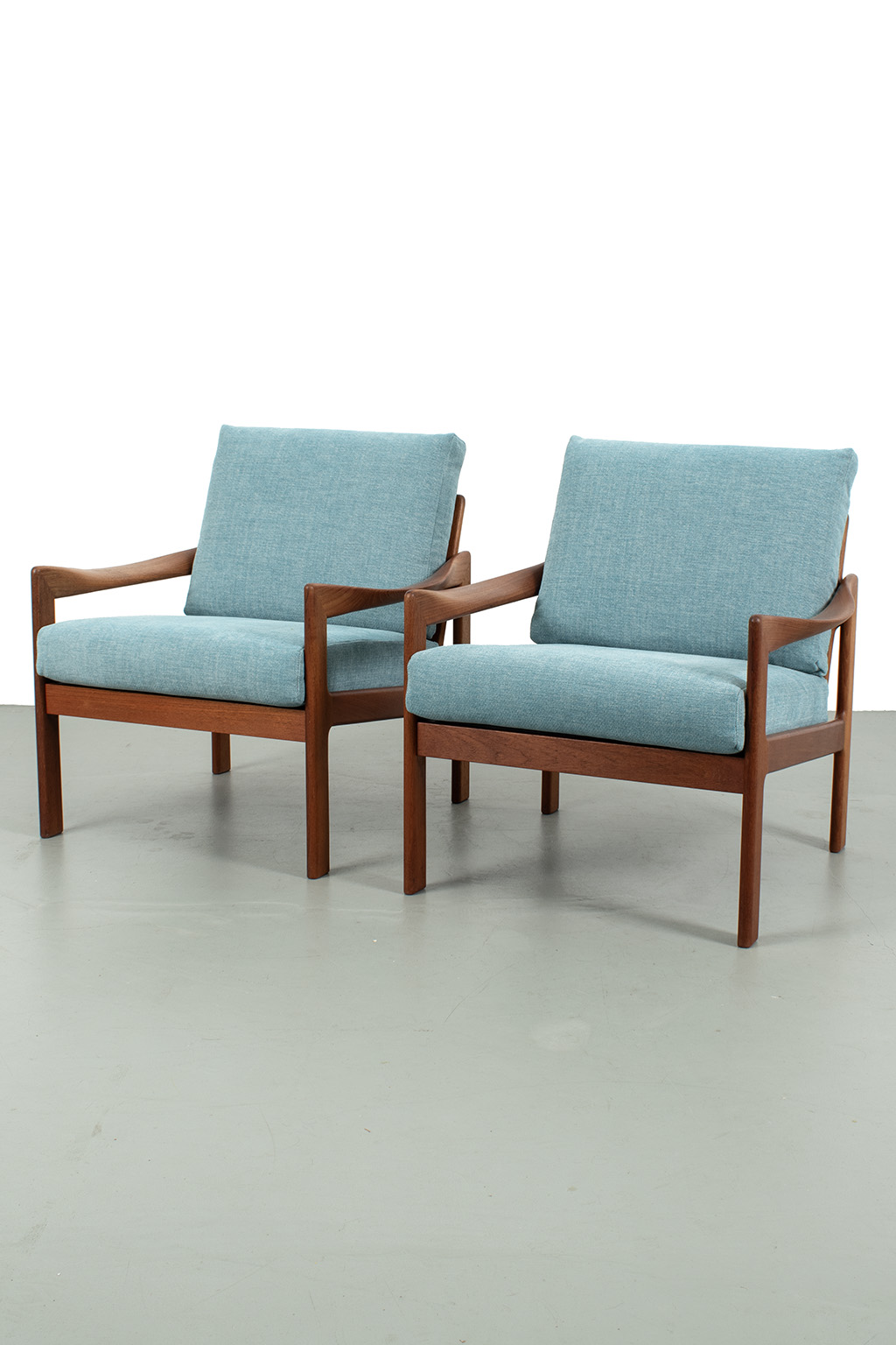 Illum Wikkelsø Set Fauteuils, Refurbished image 2