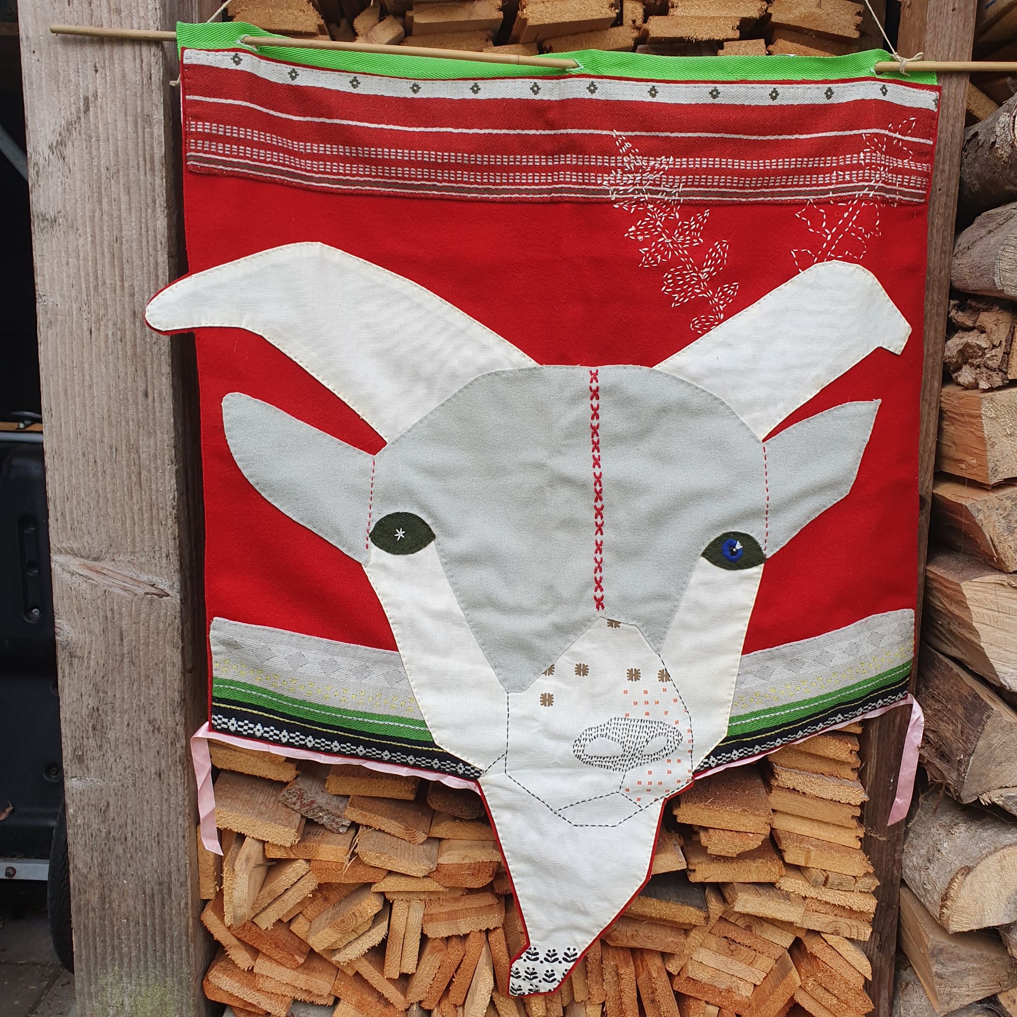 IKEA Muurdecoratie Wol Red bij Reliving