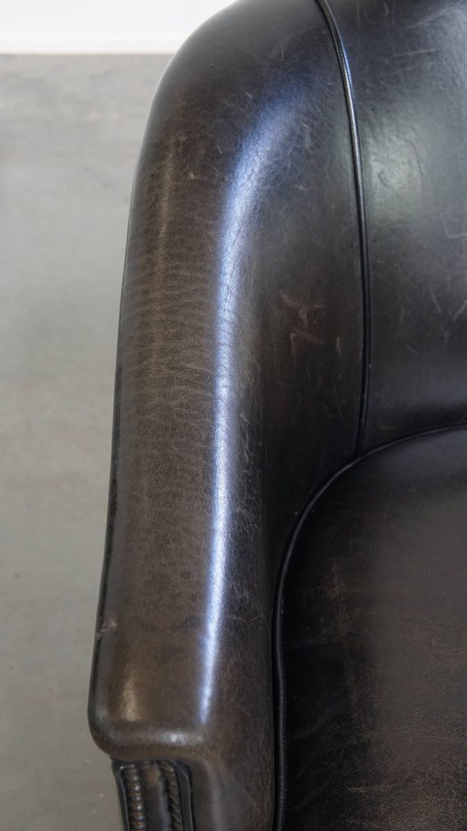 Unieke En Subtiele Zwart/ Grijze Schapenleren Clubfauteuil Met Een Mooi Patina image 7
