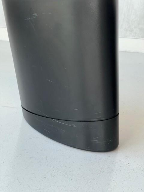 Manade | Prullenbak Jy Missir image 4