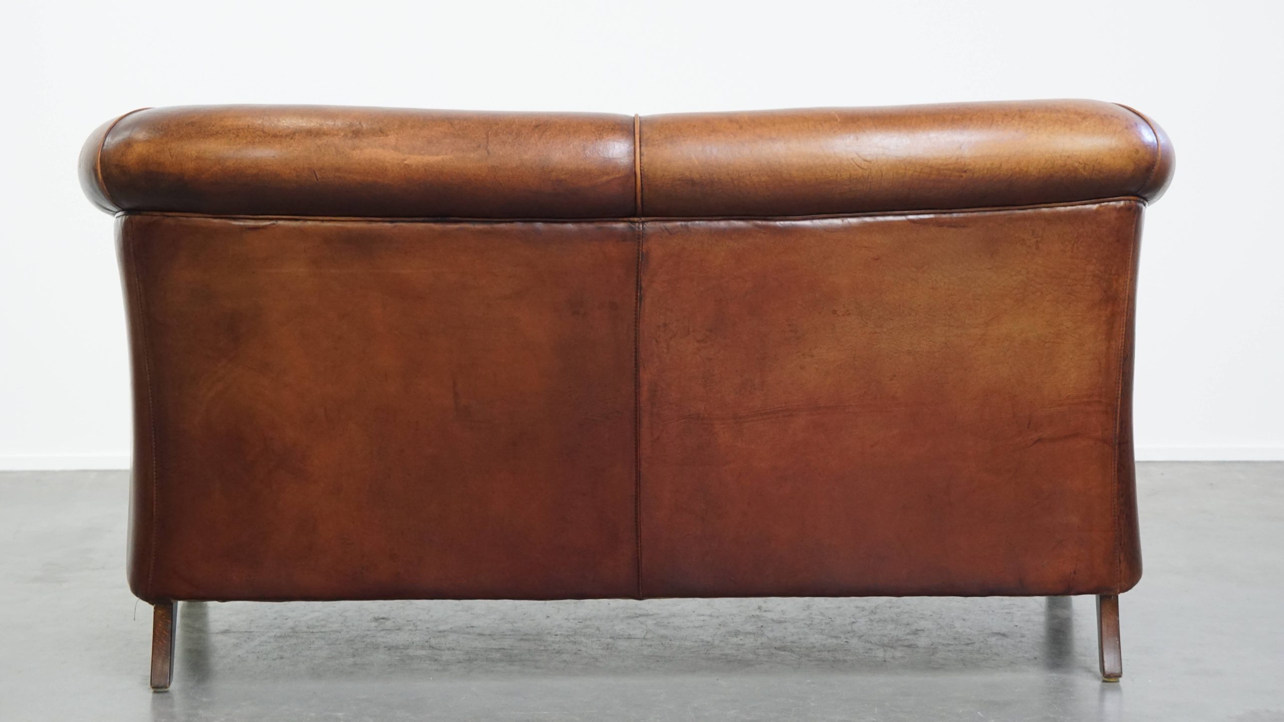 Comfortabele En Luxe 2 Zits Clubbank Gemaakt Van Schapenleer image 4