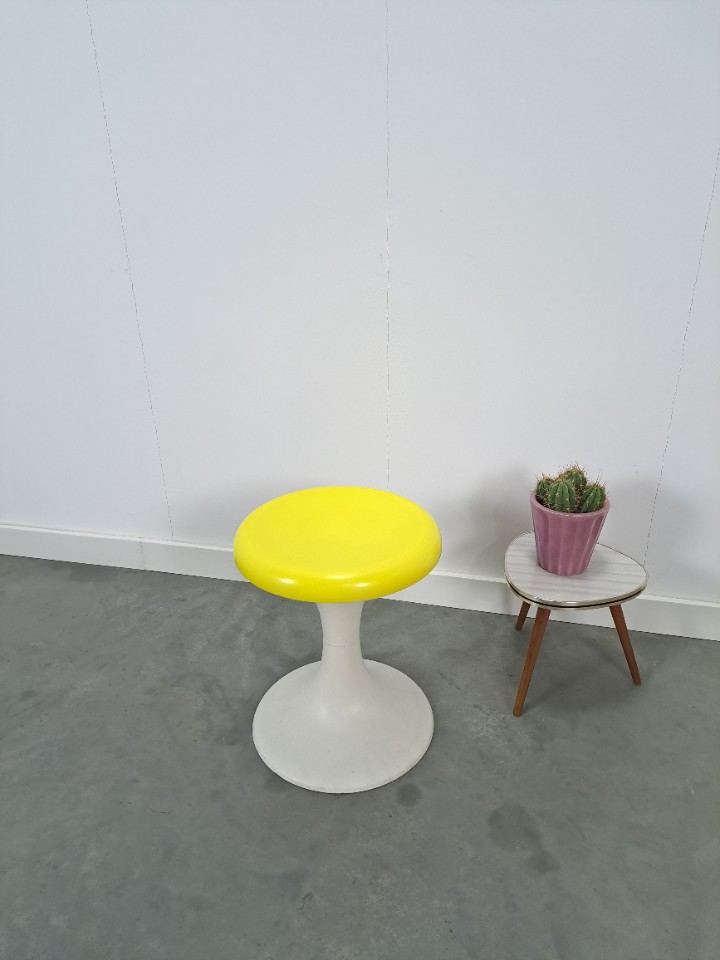 Space Age Kruk Geel En Wit Nr. 1 image 4