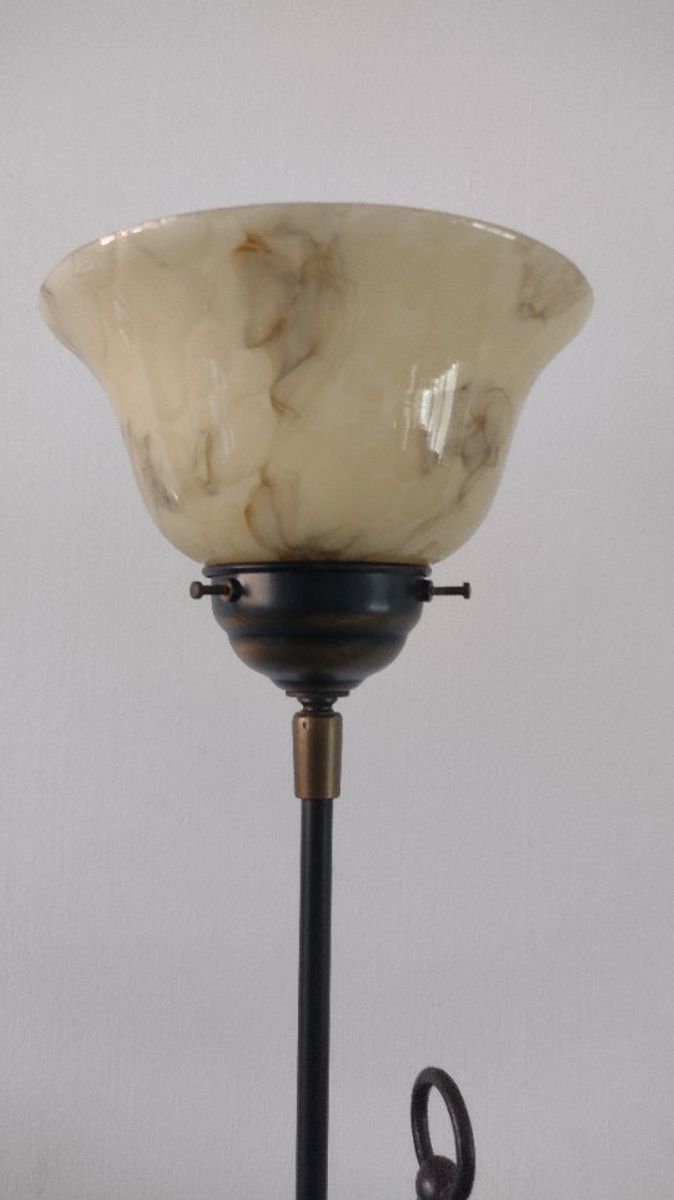 Vloerlamp Met Gemarmerde Glazen Kappen image 5