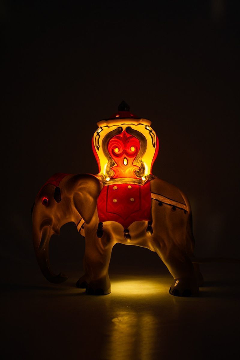 Vintage Hummel Goebel Parfumlamp Olifant Met Rode Zetel (gemerkt) image 7