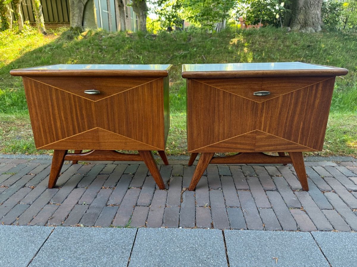 2 Van Teeffelen Nachtkasten image 13