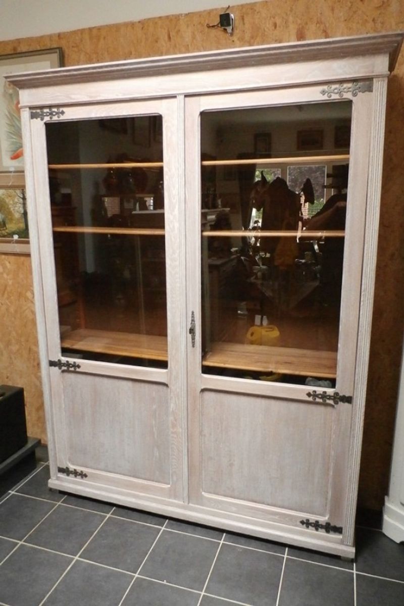 Grote 2-deurs Schoolkast In Eik "white Wash". image 11