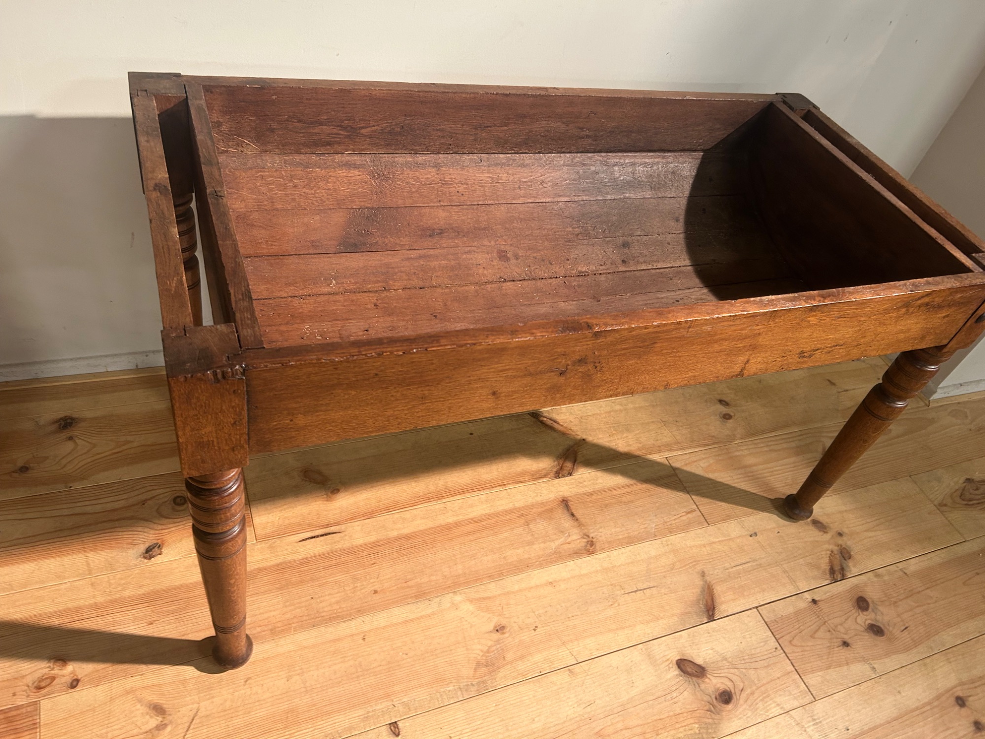 Antieke Petrin Tafel In Eikenhout Circa 1850 image 13