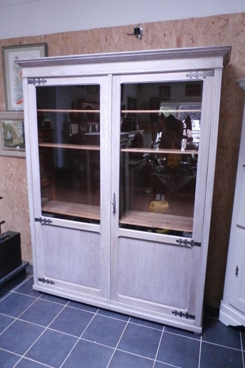 Grote 2-deurs Schoolkast In Eik "white Wash". image 8