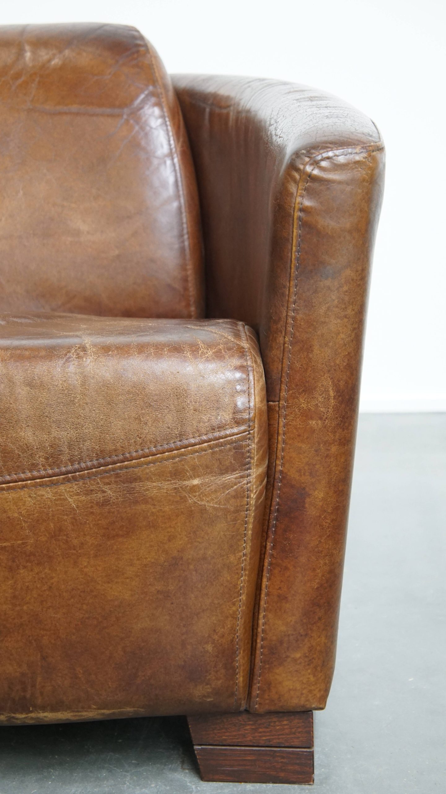 Comfortabele En Unieke Bruine Aviator Design Fauteuil Gemaakt Van Rundleer image 10