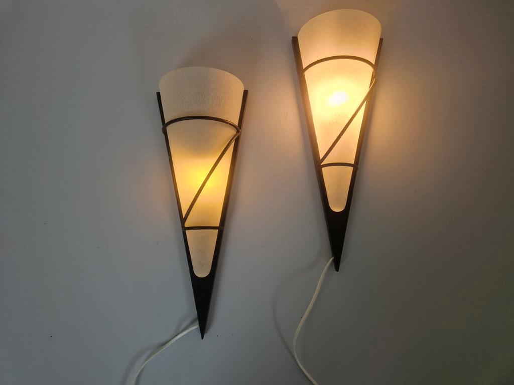 Een Paar Wandlampen Design Metaal Glas. image 5