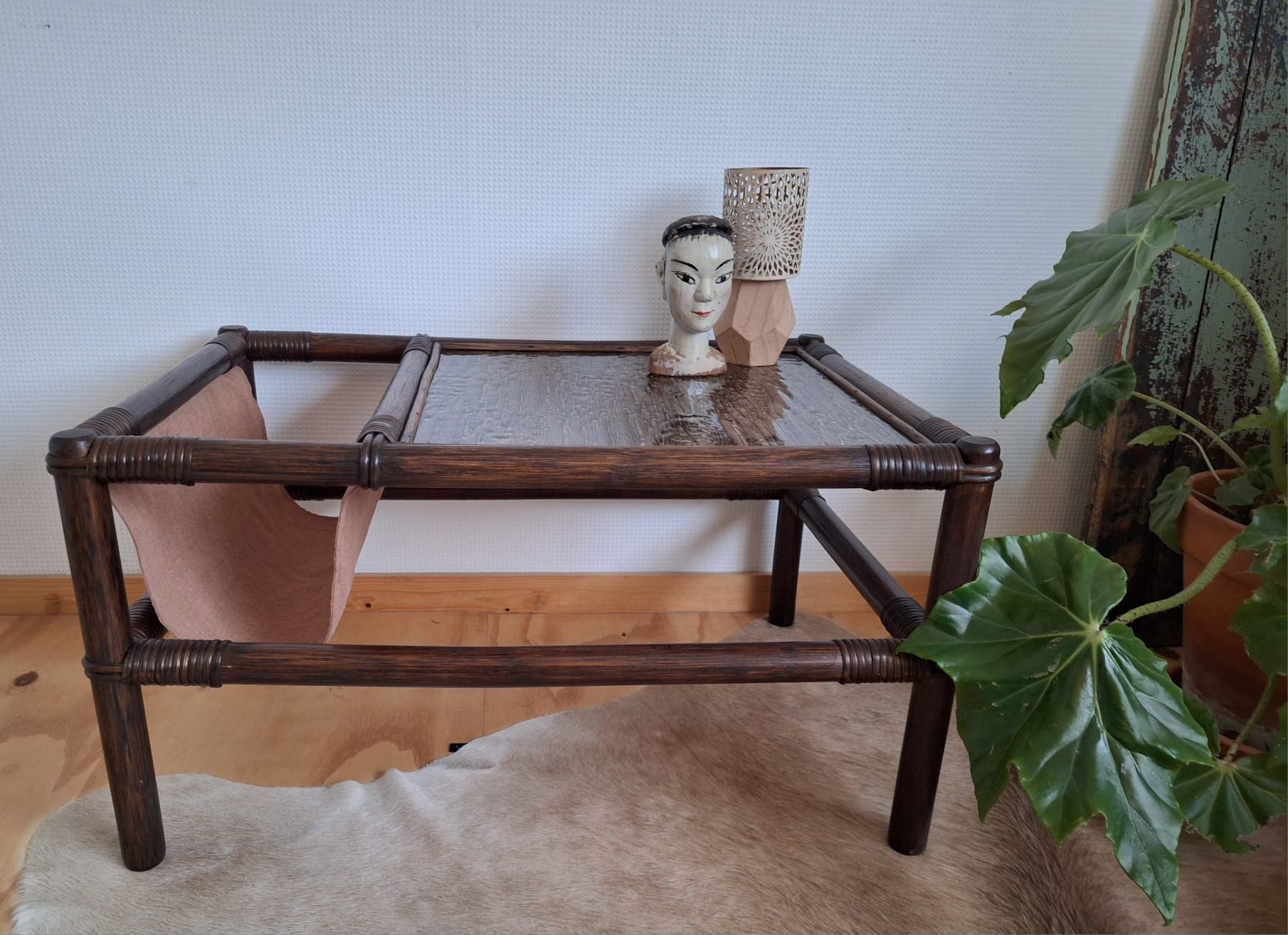 Vintage Rotan Salontafel Met Glasplaat En Lectuurbak image 4