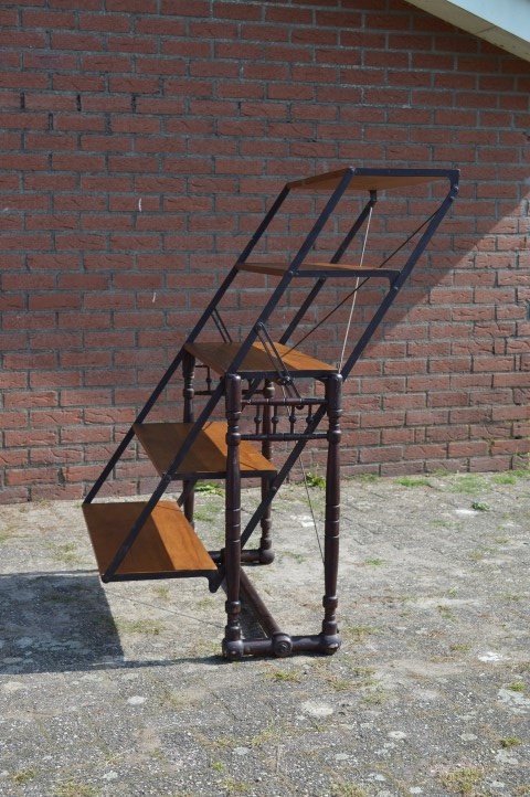 Antieke Swing Tafel/Boekenkast image 2